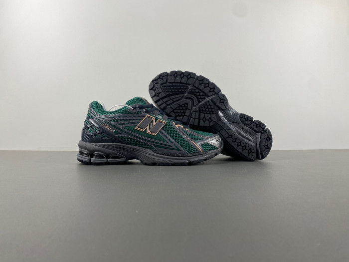 New Balance 1906R Zalando Trail Mix Green M1906RZM