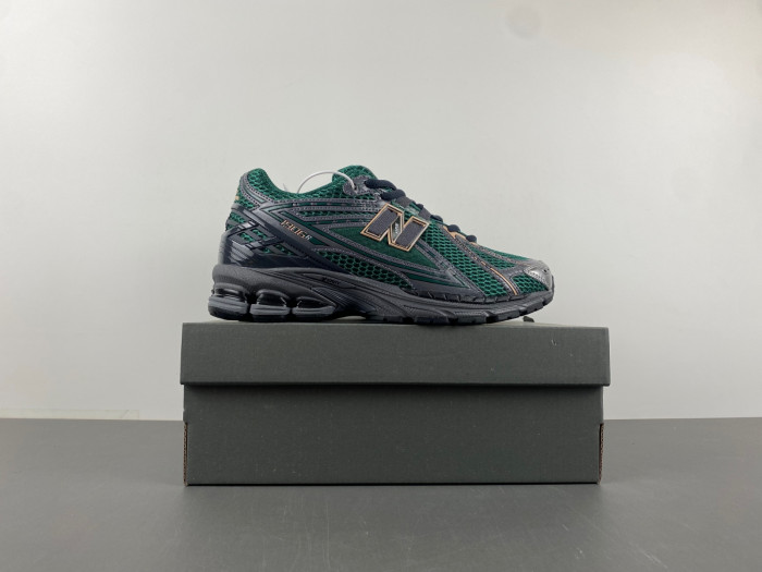 New Balance 1906R Zalando Trail Mix Green M1906RZM