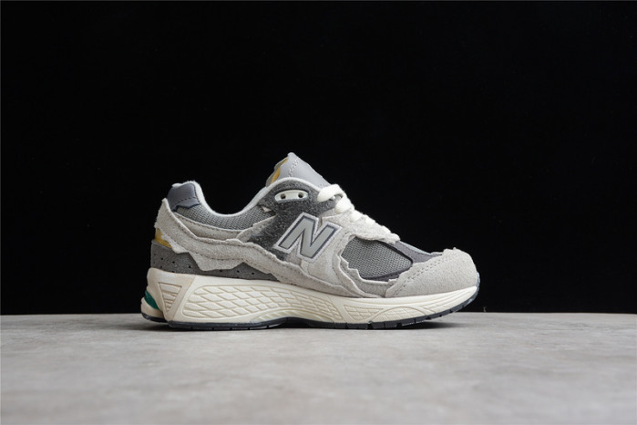 new balance 2002r protection pack rain cloud m2002rda
