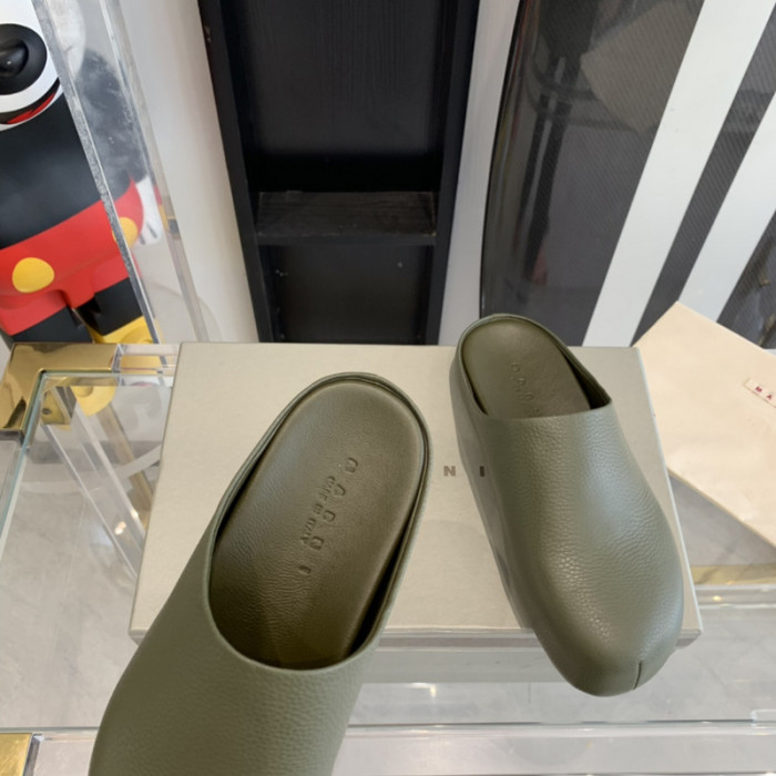 marni fussbett sabot loafers