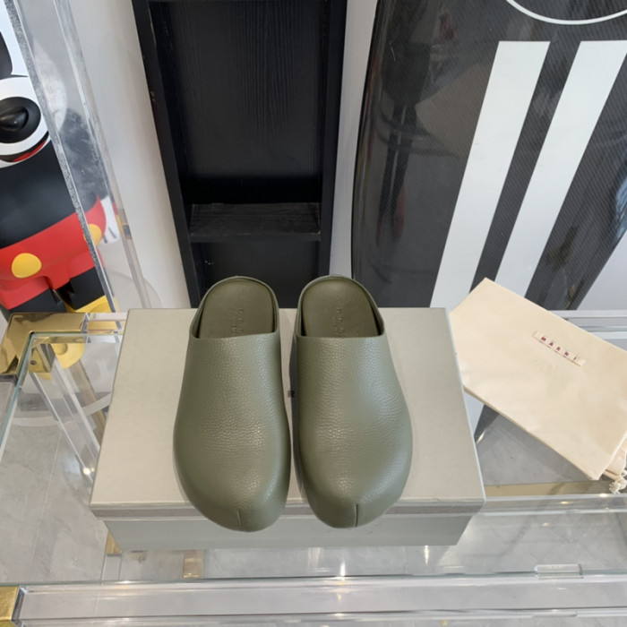 marni fussbett sabot loafers