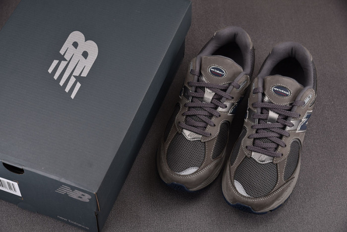 New Balance 2002R Light Grey ML2002RA