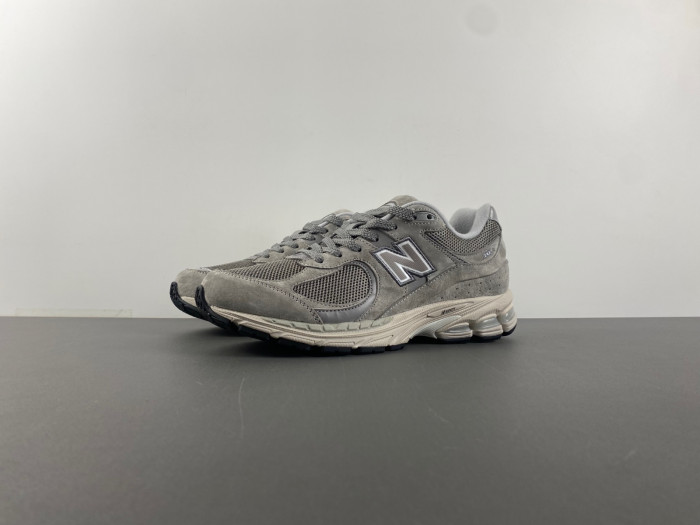 New Balance 2002R Marblehead Light Aluminum ML2002RC