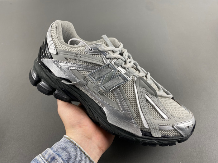 New Balance 1906A Silver U1906AAF