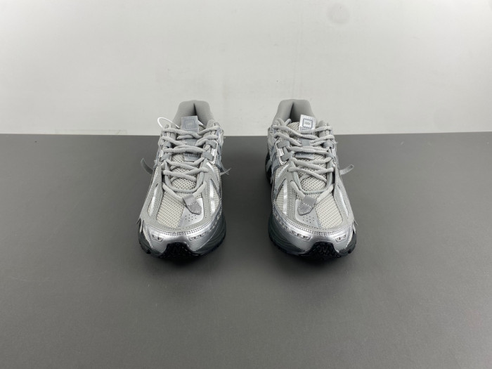 New Balance 1906A Silver U1906AAF