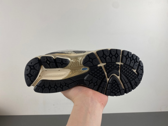 New Balance 1906U Raincloud Magnet U1906NA