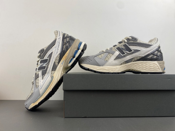 New Balance 1906U Raincloud Magnet U1906NA