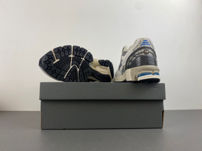 New Balance 1906U Raincloud Magnet U1906NA