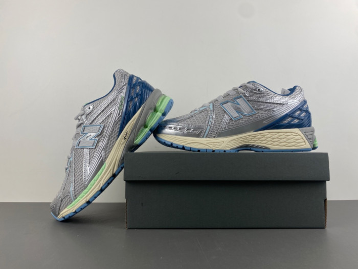 New Balance 1906R Still Water Lab Green U1906RCR