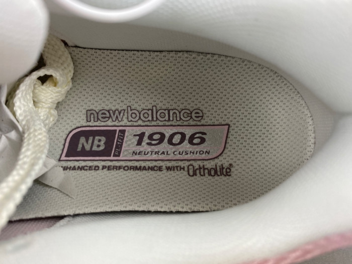New Balance 1906R Rose Sugar Silver U1906RNF