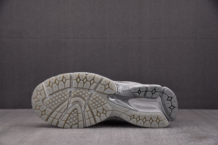 New Balance 1906R Lunar New Year Raincloud U1906RNY