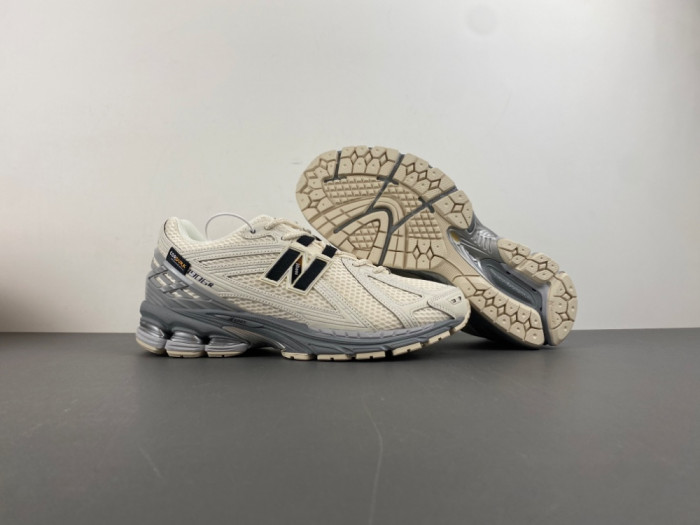 New Balance 1906R Cordura Tan Black U1906ROC