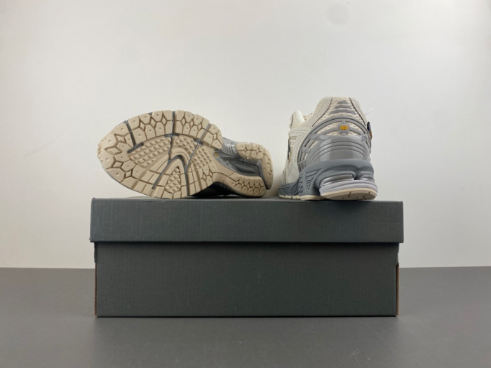 New Balance 1906R Cordura Tan Black U1906ROC