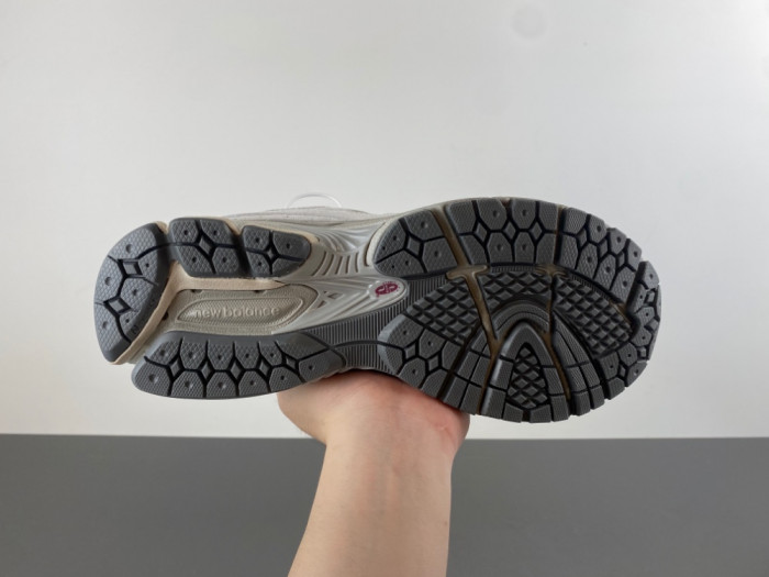 New Balance 2002R Grey U2002REE