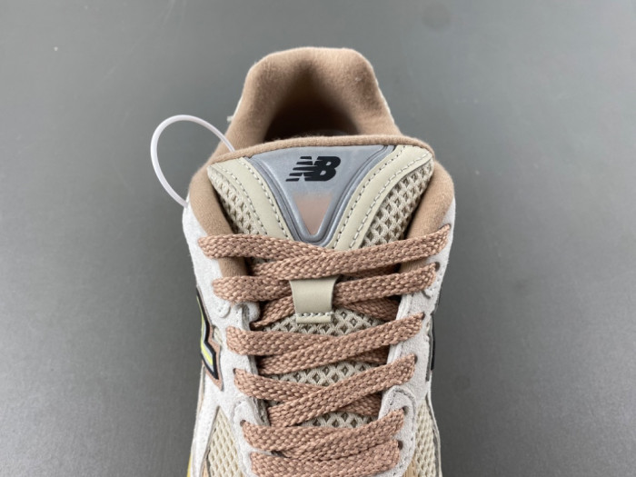 New Balance 2010 Rose Beige U2010SGR