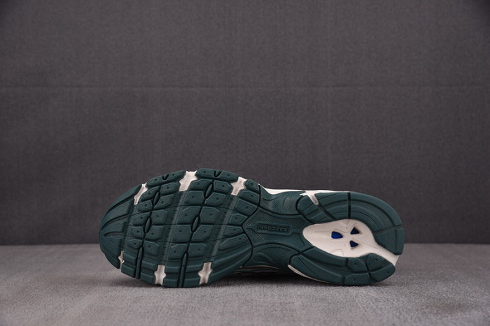 New Balance 740v2 White Marsh Green U740GR2