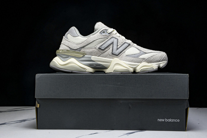 New Balance 9060 Moonbeam Sea Salt U9060HSC