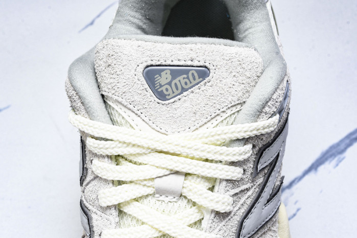 New Balance 9060 Moonbeam Sea Salt U9060HSC