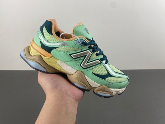 New Balance 9060 Sweetgrass Deep Ocean U9060TMA