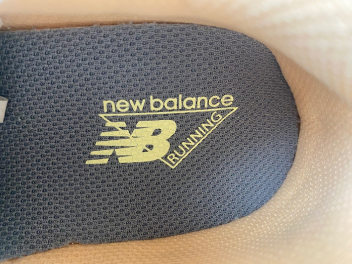 New Balance 9060 Sweetgrass Deep Ocean U9060TMA