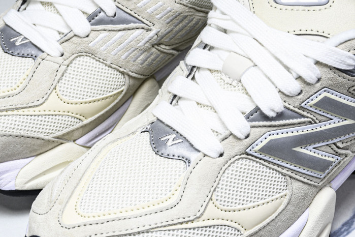 New Balance 9060 U9060WHT