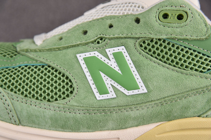 new balance 993 miusa teddy santis chive u993gw